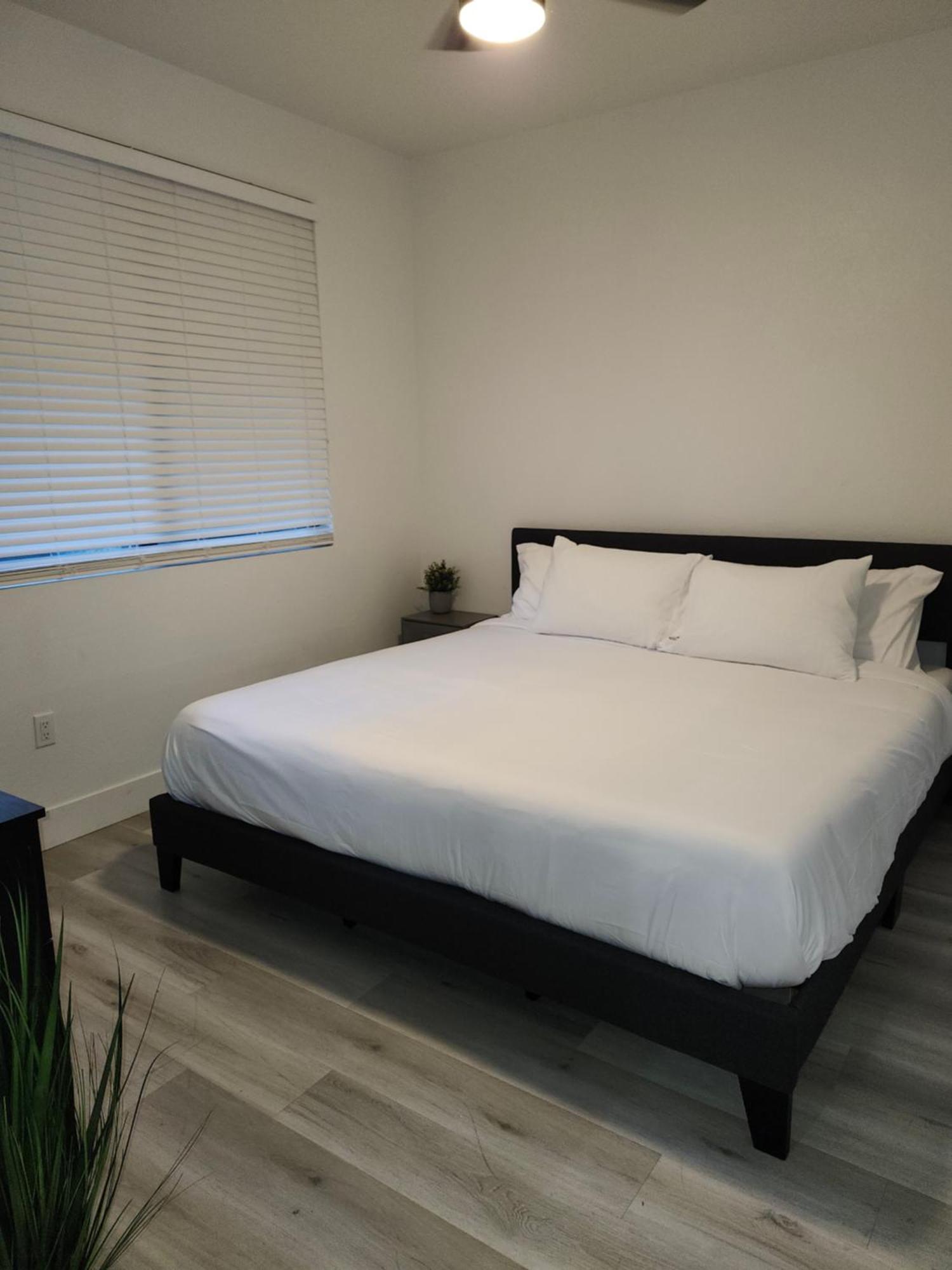 Westgate Entertainment District, Walk To Events, Wifi, Free Parking Apartment Glendale Exterior photo